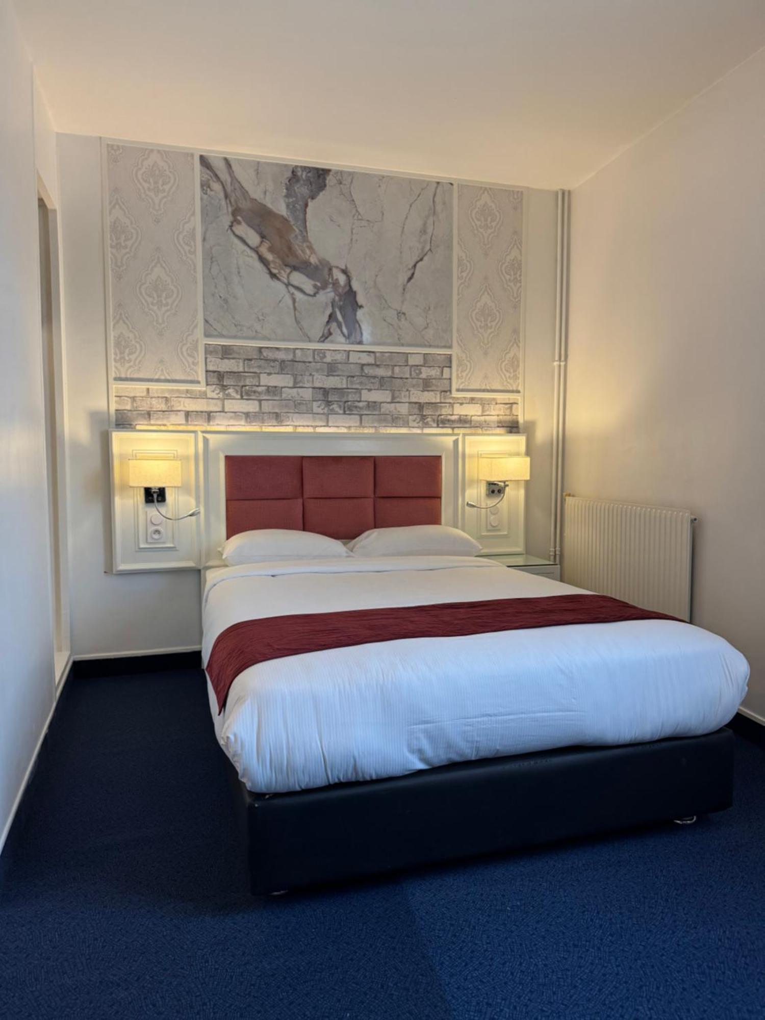 Hotel Grand Paris Вильжюиф Экстерьер фото
