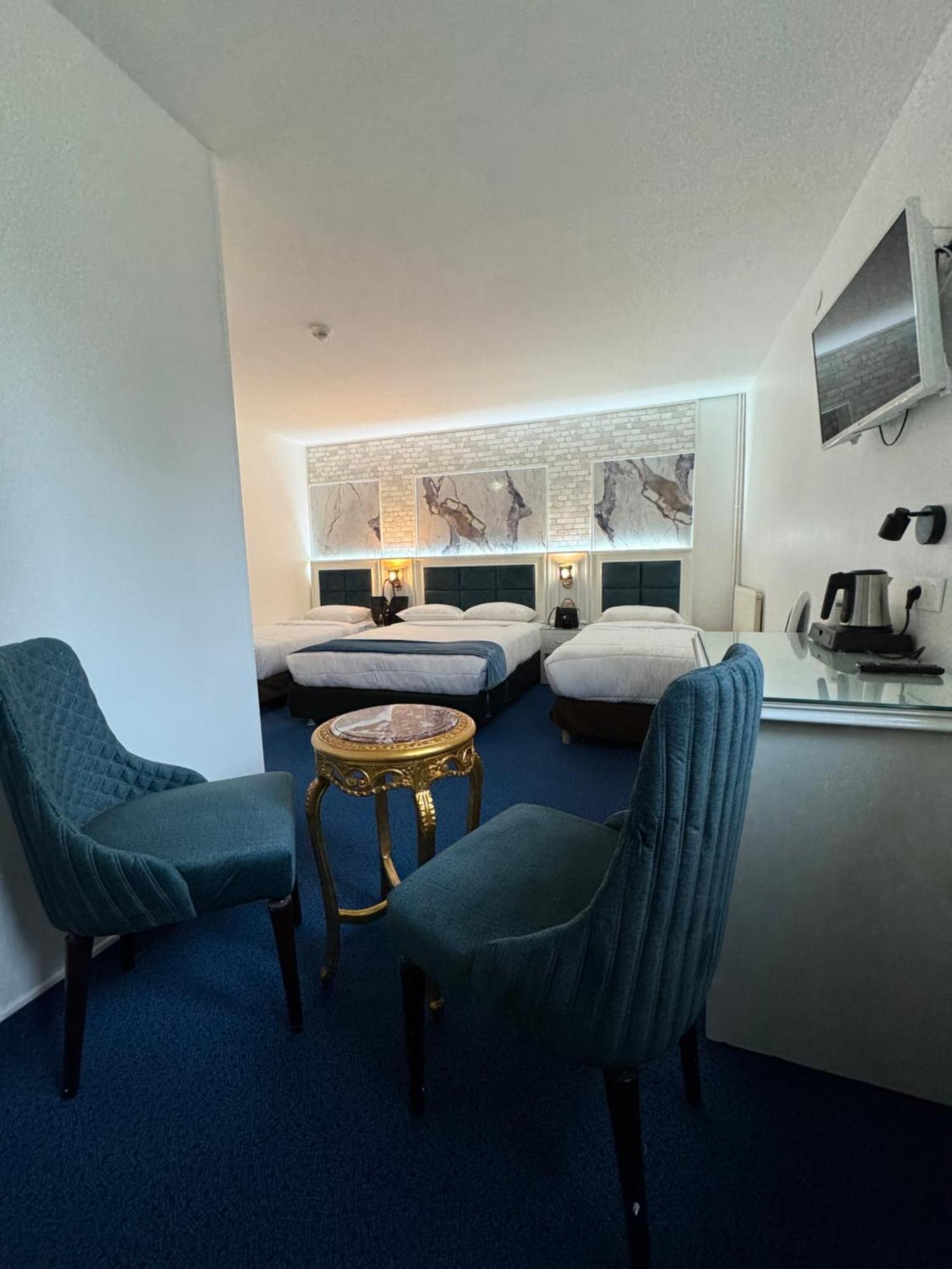 Hotel Grand Paris Вильжюиф Экстерьер фото